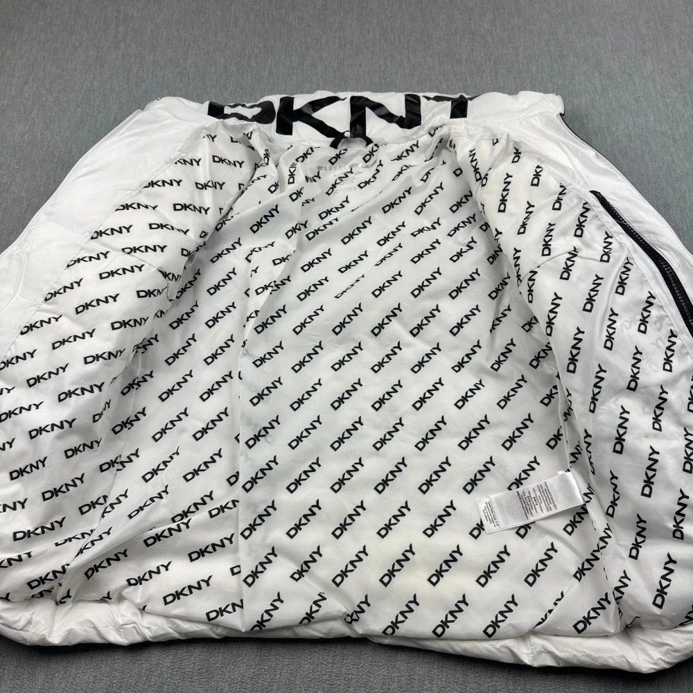 DKNY Sport Jacket Women Small White Puffer Quilt Sorona Full Zip Outdoors Winter